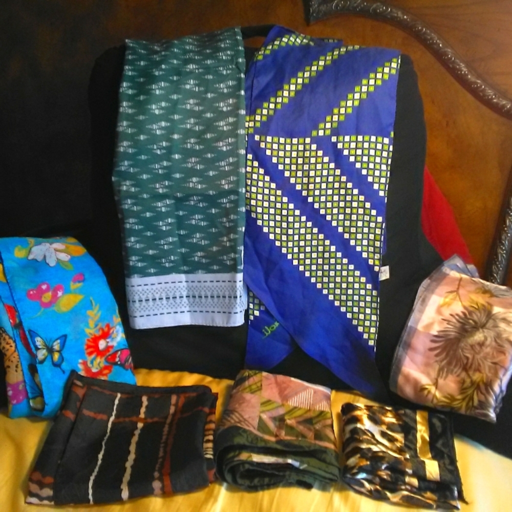 BUNDLE 7 SCARVES MUTI-COLORS & SIZES (SEE PICTURES)